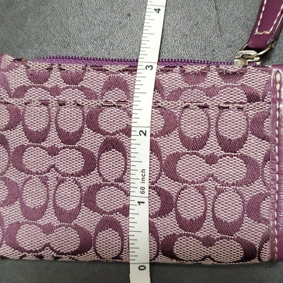 Coach purplish key fob/change purse - Picture 7 of 10